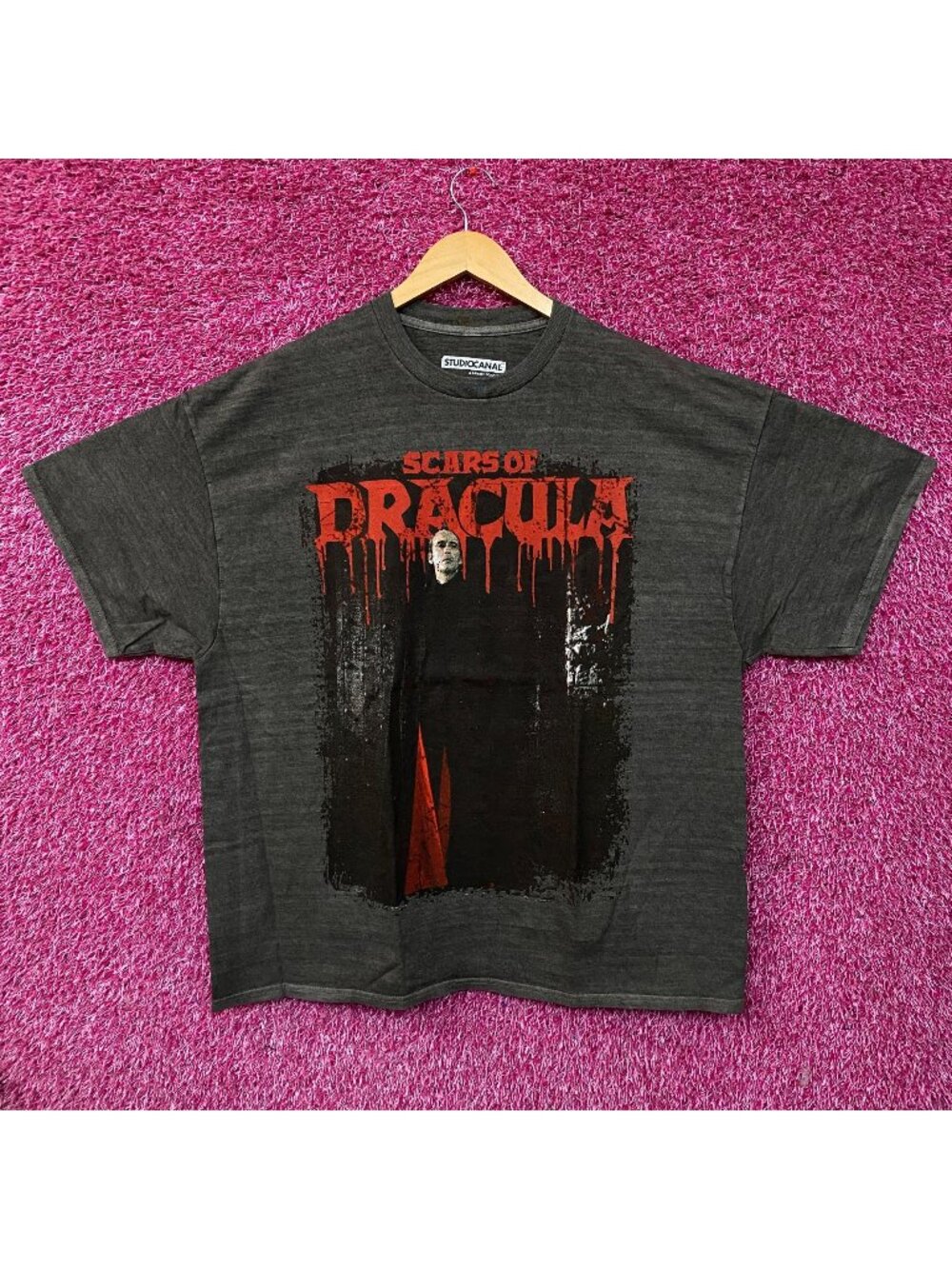 Scars of Dracula Classic 1970 Horror Film Graphic T-Shirt XL
